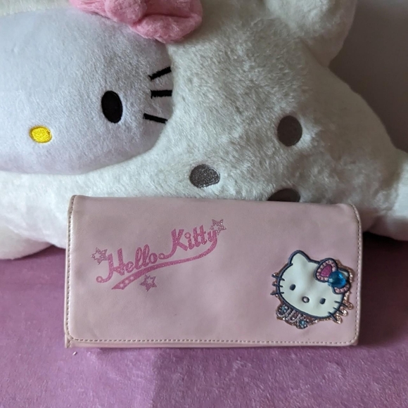 hello kitty wallet - Picture 1 of 8